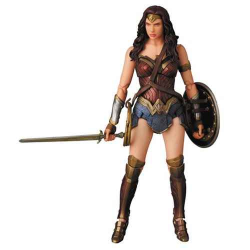 Batman v Superman: Dawn of Justice Wonder Woman MAFEX Action Figure - Previews Exclusive